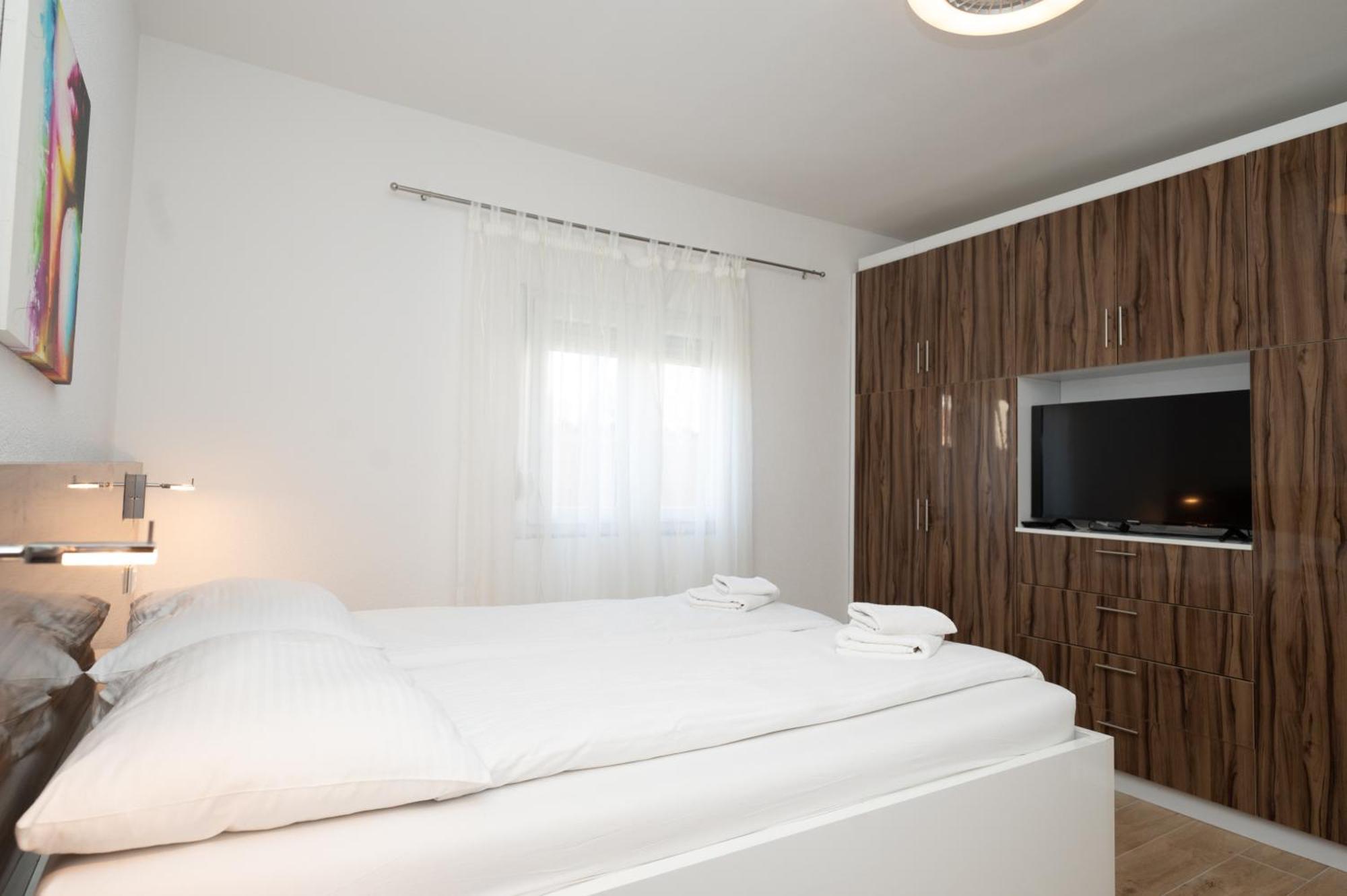 Holiday Home Luka Pridraga Екстер'єр фото