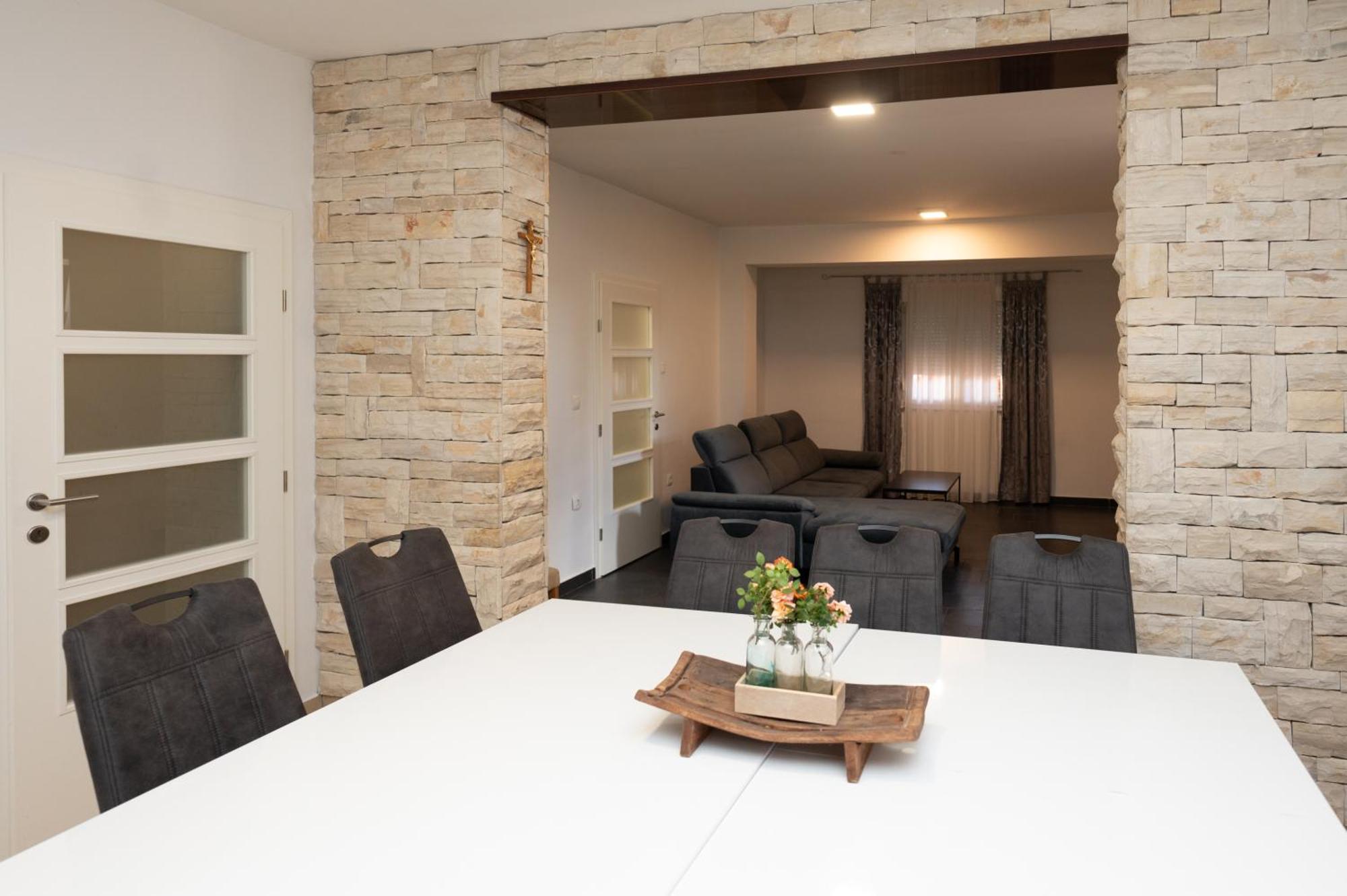 Holiday Home Luka Pridraga Екстер'єр фото