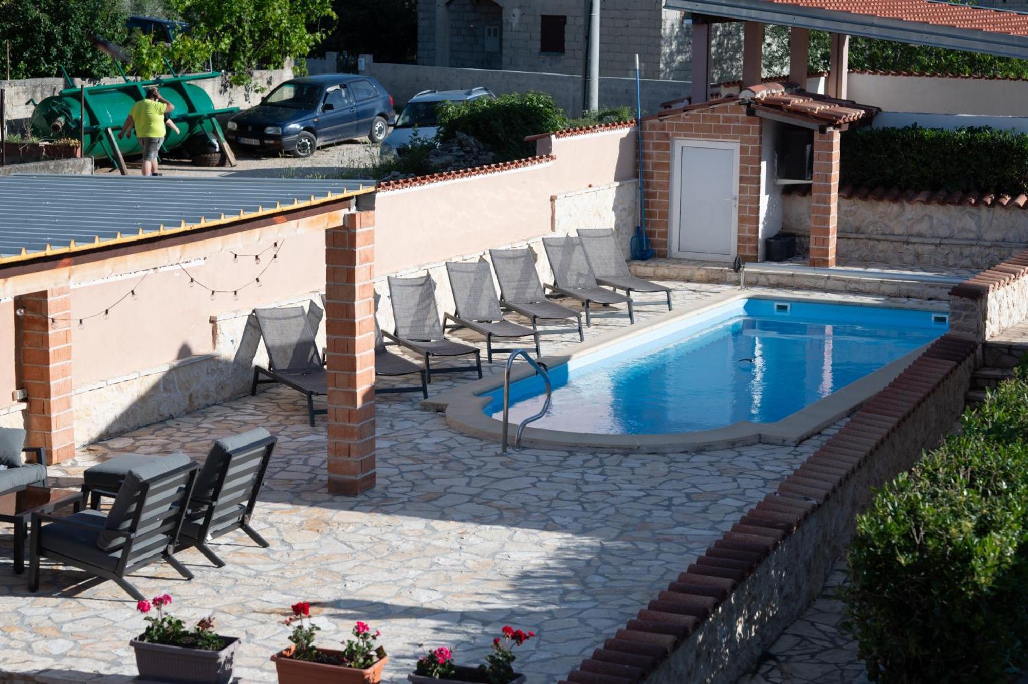 Holiday Home Luka Pridraga Екстер'єр фото